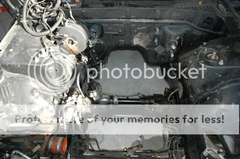 Hybrid Motorsports' Nissan Skyline (R32 GTR) Engine bay repaint